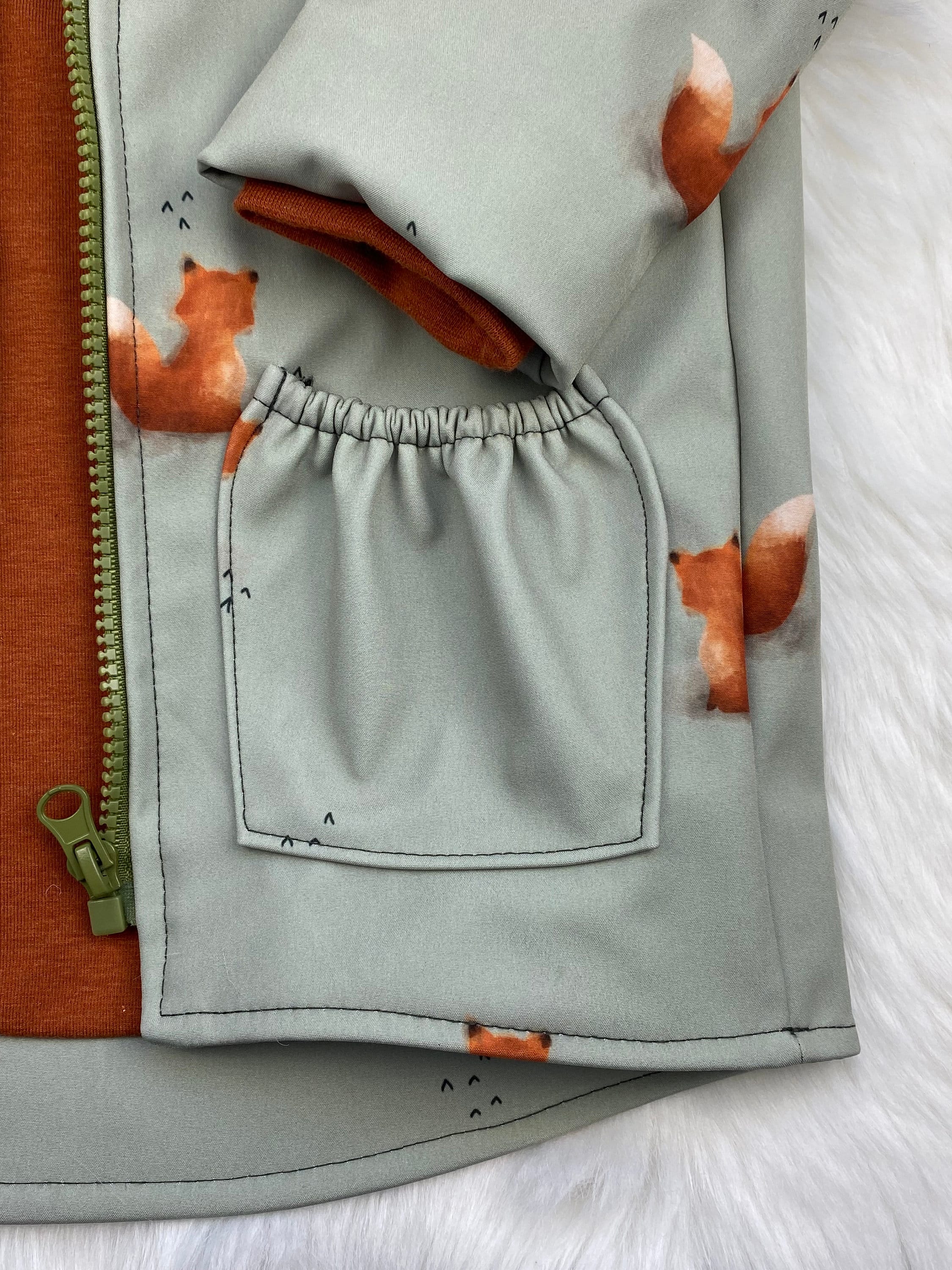 Regenjacke für Kinder / Softshelljacke für Kinder, Matschjacke, gefütterte Softshelljacke, Übergangsjacke für Kinder, Allwetterjacke Kinder