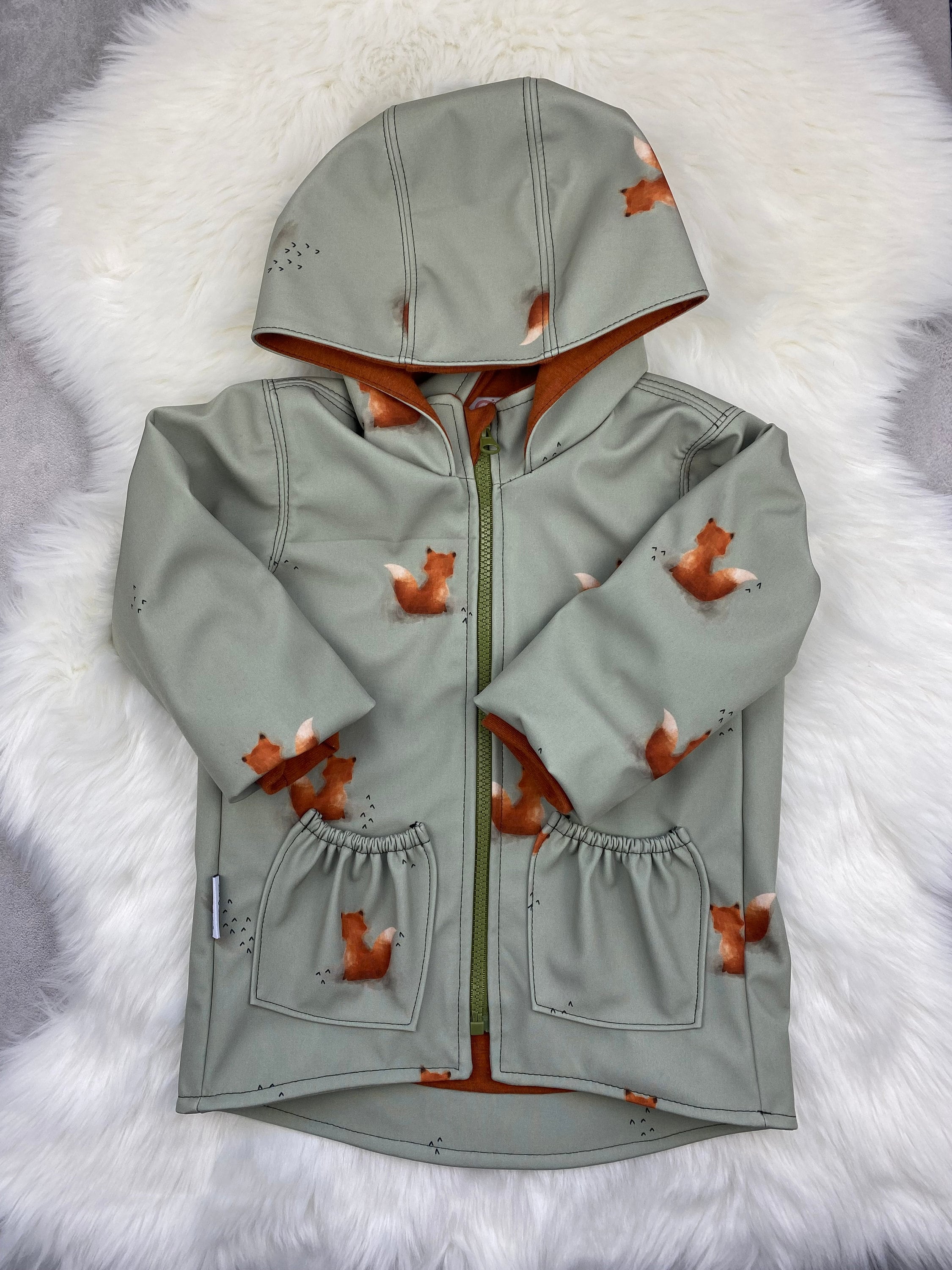 Regenjacke für Kinder / Softshelljacke für Kinder, Matschjacke, gefütterte Softshelljacke, Übergangsjacke für Kinder, Allwetterjacke Kinder