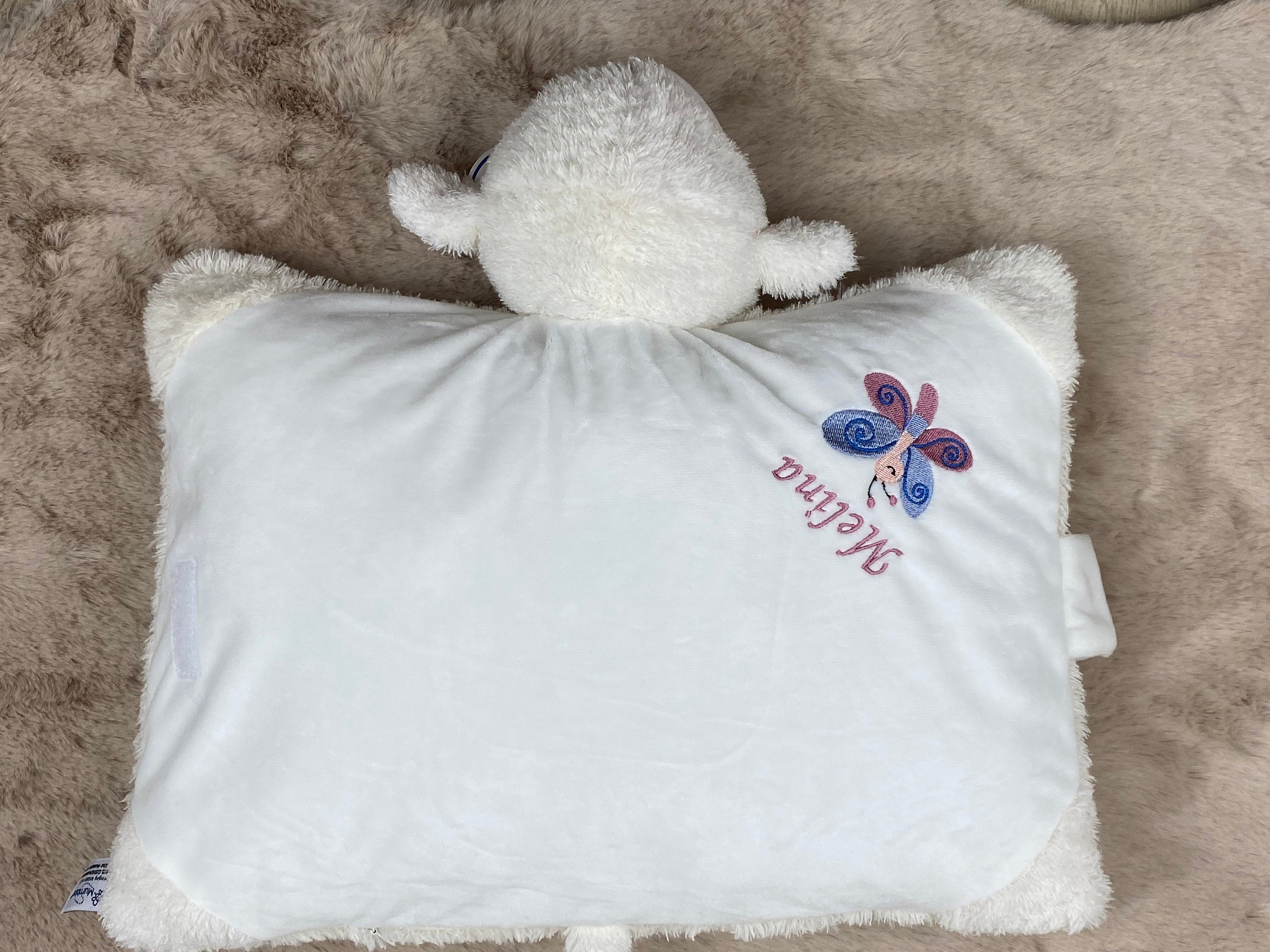 Personalisiertes Kuschelkissen, Schmusekissen Lamm, Geburtskissen, Kuscheltier mit Namen, Taufgeschenk personalisiert, Kuschelkissen Schaf