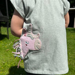 Einhorn T-Shirt Kinder, Kinder T-Shirt mit Einhorn, Mädchen T-Shirt Einhorn, T Shirt mit Einhornapplikation, T Shirt mit Stickerei